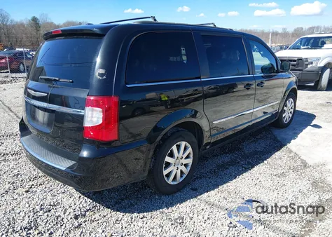 2015 Chrysler Town & Country Touring z USA, uszkodzony, nr VIN 2C4RC1BG9FR515141